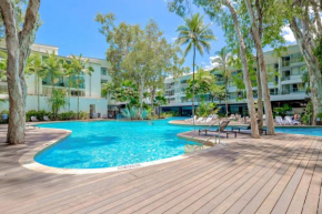 Belle Escapes Drift Beachfront Resort Suite 1305